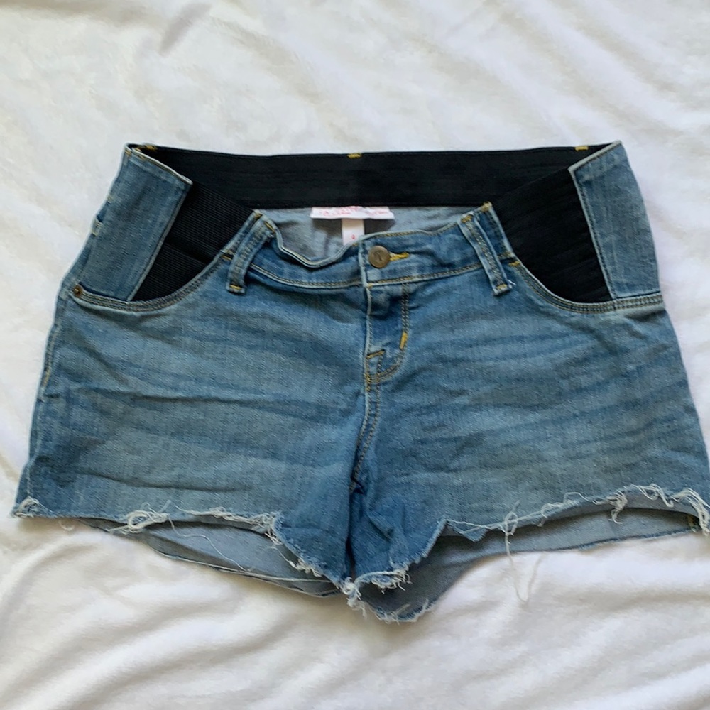 Isabel Maternity Shorts Size 4